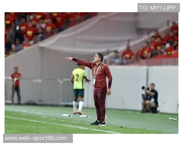 彭啸感激安东尼奥坚定信念助力中国足球崛起亚洲巅峰